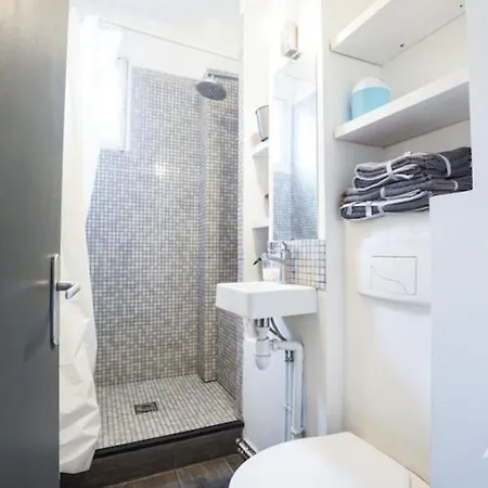 Apartment Charming Near Pere Lachaise *