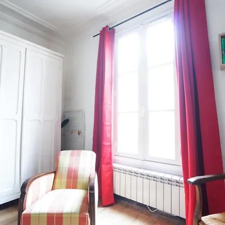 Apartment Charming Near Pere Lachaise