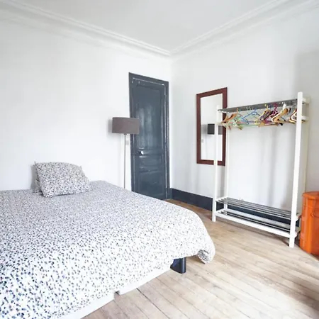 Charming Near Pere Lachaise *